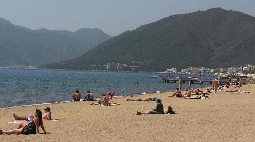 Marmaris&rsquo;te plajlar hareketlendi