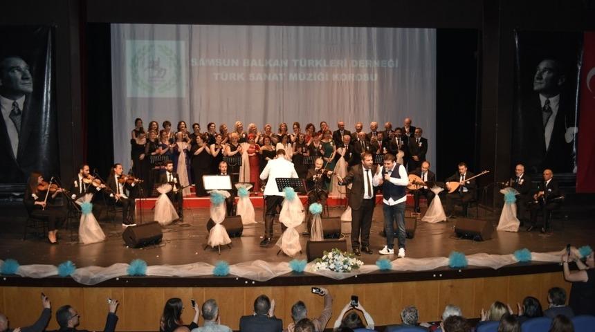 Ezgiler, t&uuml;rk&uuml;ler otizmli &ccedil;ocuklar i&ccedil;in