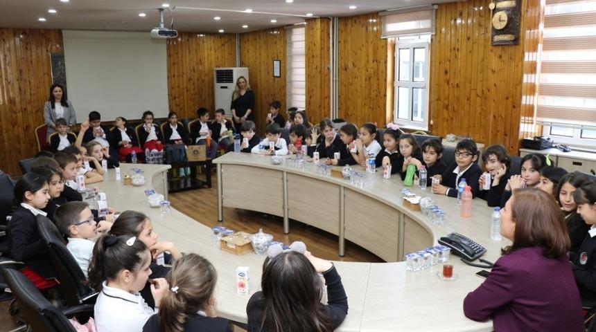 Başkan K&ouml;se, &ouml;ğrencilerin sorularını cevapladı