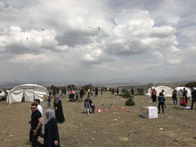 Yahşihan’da  ’1. Uçurtma ve Çocuk Şenliği’