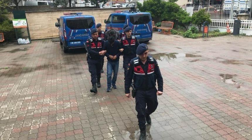 100 metrelik enerji kablosu &ccedil;alan 2 kişi g&ouml;zaltına alındı