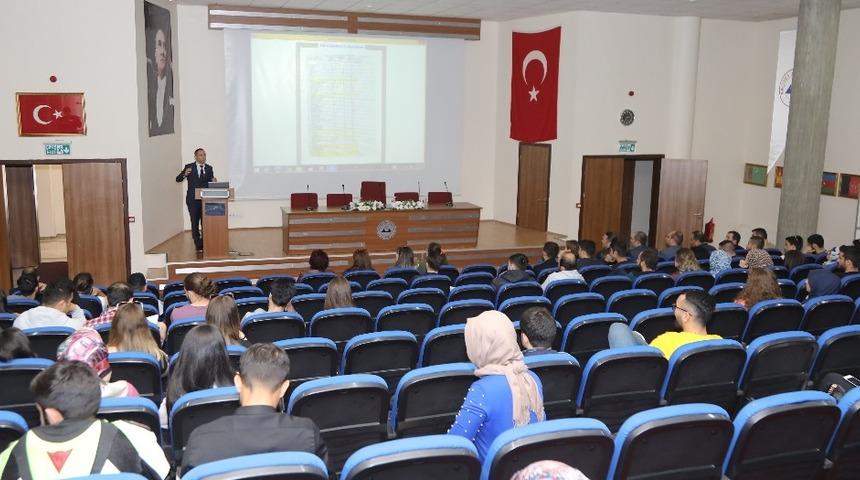 KAY&Uuml;&rsquo;de &ldquo;Sıfır Atık: Geleceğe Değer Kattık&rdquo; Konulu Konferans D&uuml;zenlendi
