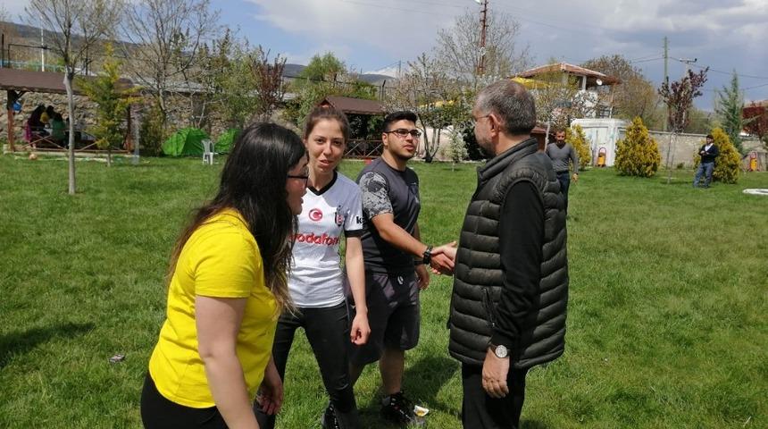 Başkan Sargın&rsquo;dan kamp yapan &ouml;ğrencilere ziyaret