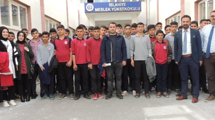 İMYO&rsquo;ya tanıtım gezisi d&uuml;zenledi