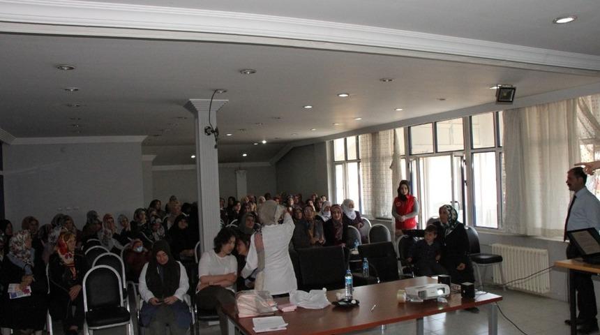 Hizan&rsquo;da &lsquo;kanser ve şeker hastalığı&rsquo; konulu seminer