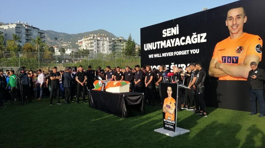 Josef Sural i&ccedil;in cenaze t&ouml;reni d&uuml;zenlendi