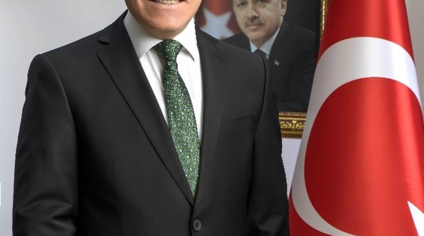 Başkan Sekmen&rsquo;den &ldquo;1 Mayıs Emek ve Dayanışma G&uuml;n&uuml;&rdquo; mesajı