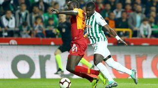 Konyaspor - Galatasaray maçında tartışma yaratan pozisyon! Rıdvan Dilmen de yorumladı