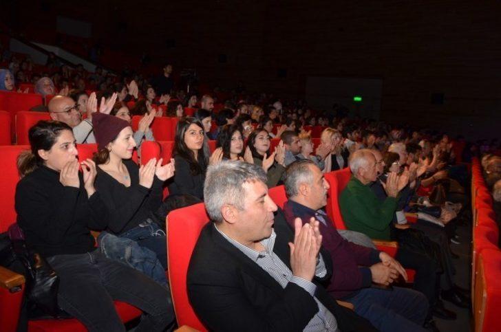 Binali Yıldırım Üniversitesinde “Hikayeli Erzincan Türküleri Konseri” düzenlendi G5