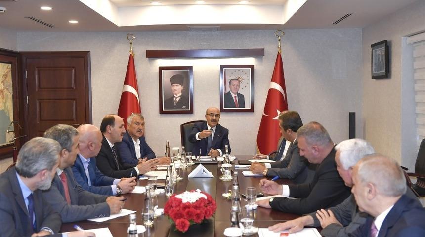 Sokak hayvanlar i&ccedil;in bakım ve rehabilitasyon merkezi kurulacak