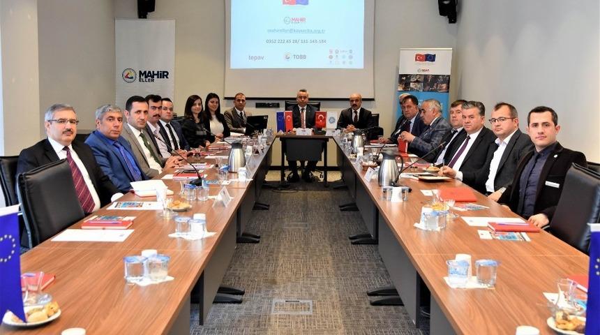 Meslek Liseli Mahir Eller bir adım öne geçiyor