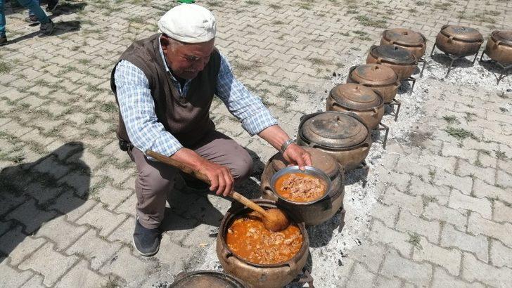 Güveç geleneği ile herkesin karnı doyuyor G4