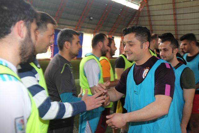 Gürpınar’da futbol turnuvası