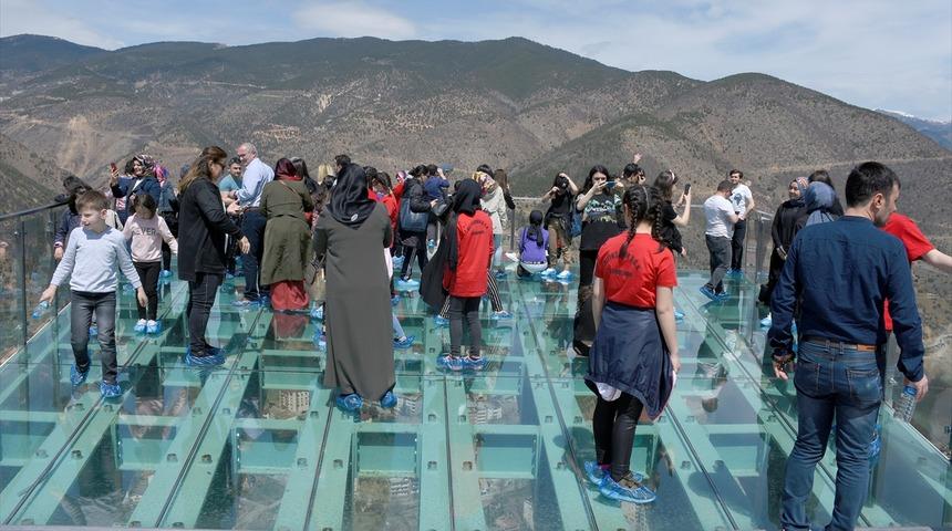 Cam Seyir Terası'nda turizm şenliği 