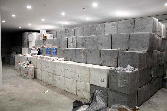 Sarp Sınır Kapısı'nda 627 bin 500 paket kaçak sigara ele geçirildi