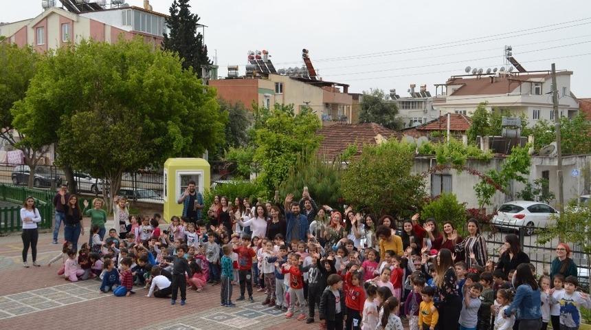Akdeniz &Uuml;niversitesi, anaokullarına fidan dikiyor