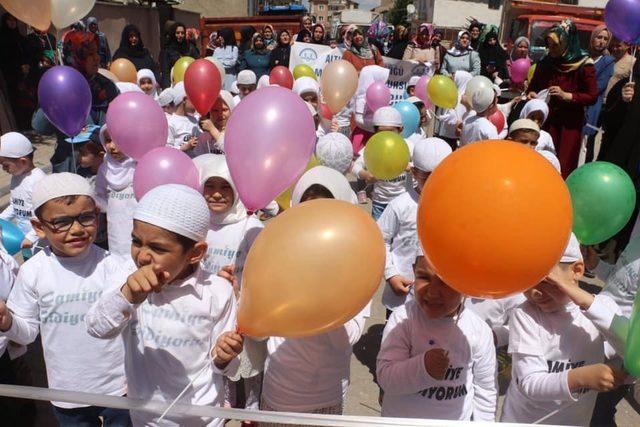 Altıntaş’ta ’Camiyi seviyorum, namaza başlıyorum’ etkinliği