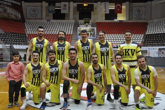 GKV’liler şampiyonluk kupalarını topladı