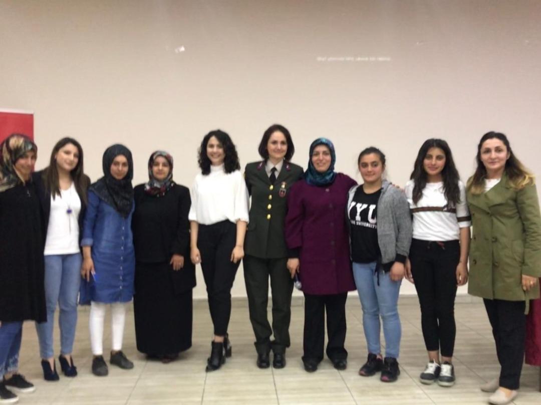 &lsquo;Rol Modeller&rsquo; &Ccedil;atak&rsquo;ta