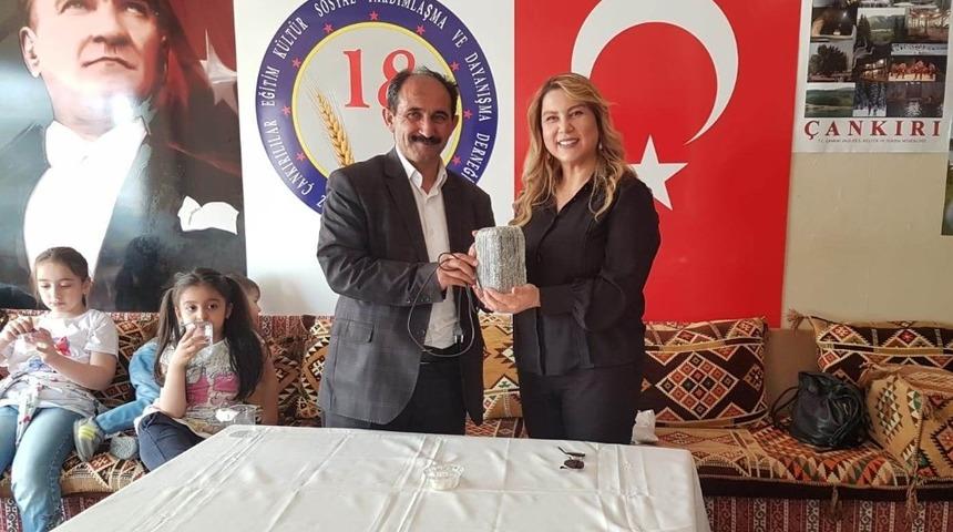 Uzman Psikolog Aktan: &ldquo;&Ccedil;ocuklarda altını ıslatma sorunu bir seansta alışkanlıklar değiştirilerek &ccedil;&ouml;z&uuml;lebilir&rdquo;