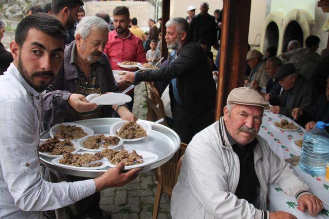 Amasya’da 6 asırlık yağmur duası ve kurban geleneği sürüyor