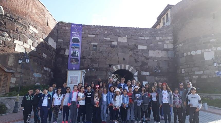 Pazaryerili öğrencilerin Ankara gezisi