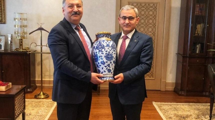 Başkan Işık, Ankara&rsquo;da K&uuml;tahya i&ccedil;in iki &ouml;nemli g&ouml;r&uuml;şme yaptı