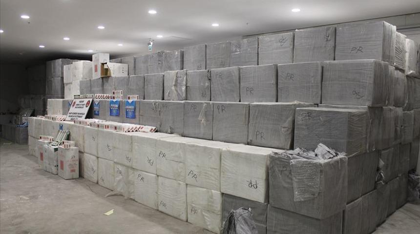 Son dakika Gümrük Muhafaza ekiplerinden sınır kapısında operasyon! Değeri dudak uçuklattı