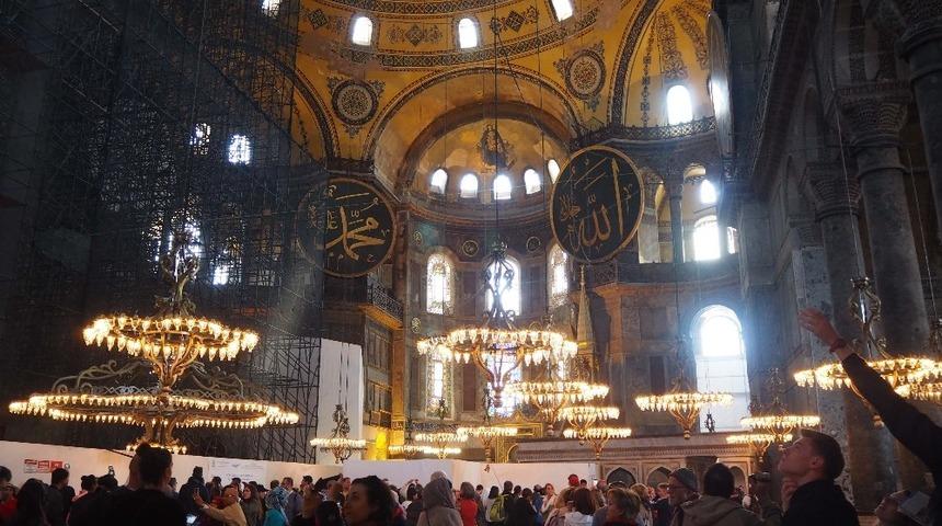 8. geleneksel &ccedil;ekilişli &uuml;cretsiz İstanbul gezileri