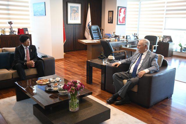 Japonya Büyükelçisi Miyajima dan Başkan Gökhan a ziyaret 1