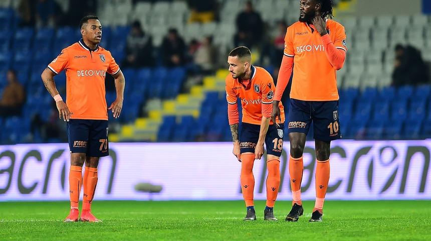 Başakşehir son 3 maçta kalesinde 5 gol gördü