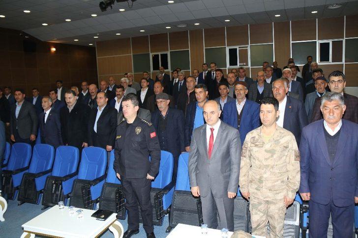 Vali Çağatay, muhtarlarla bir araya geldi G4