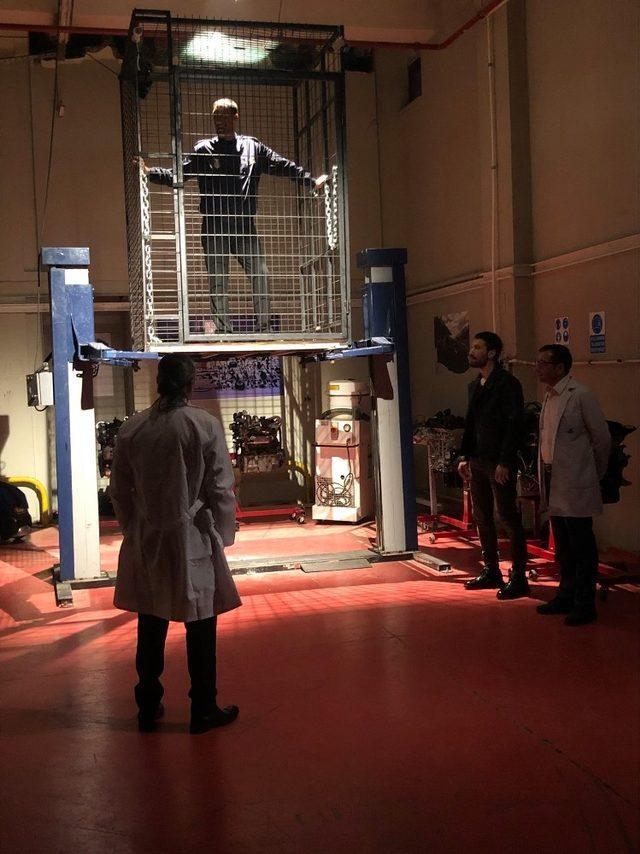 &Uuml;nl&uuml; isimlerin Genf&uuml;zyon projesi setine s&uuml;rpriz ziyareti 4