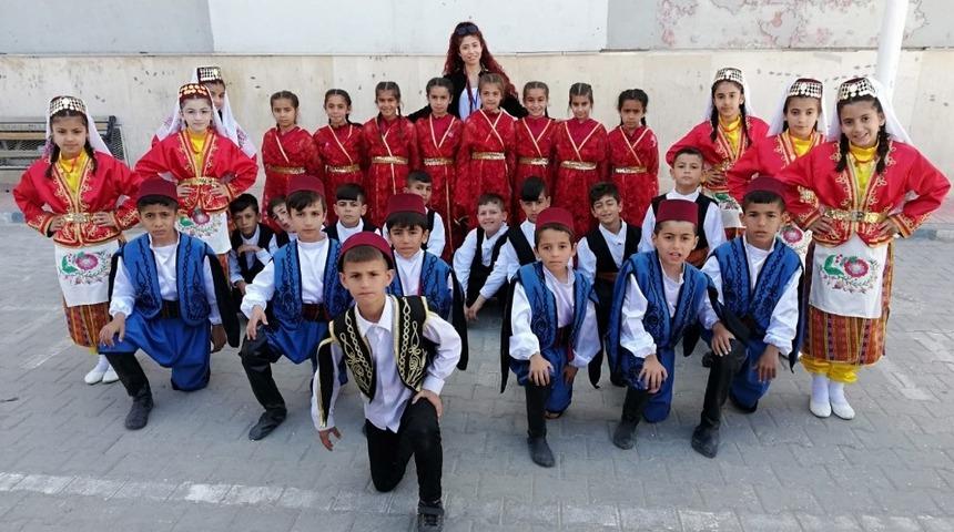 Silopi HEM&rsquo;den halaylı yıl sonu sergisi