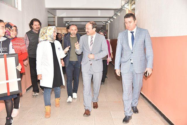 Rektör Çakmak’tan  İMKB Lisesi’ne ziyaret