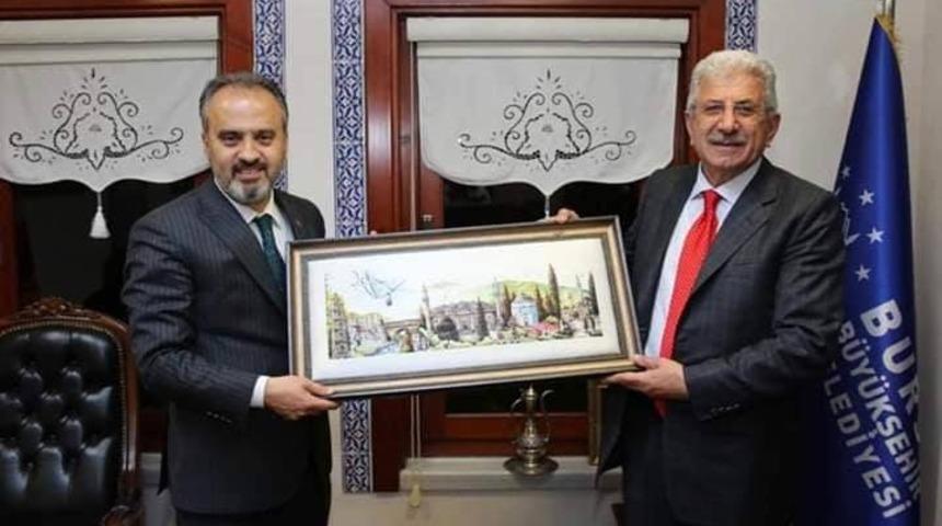 Başkan Taş&ccedil;ı, Oltu i&ccedil;in koşturuyor