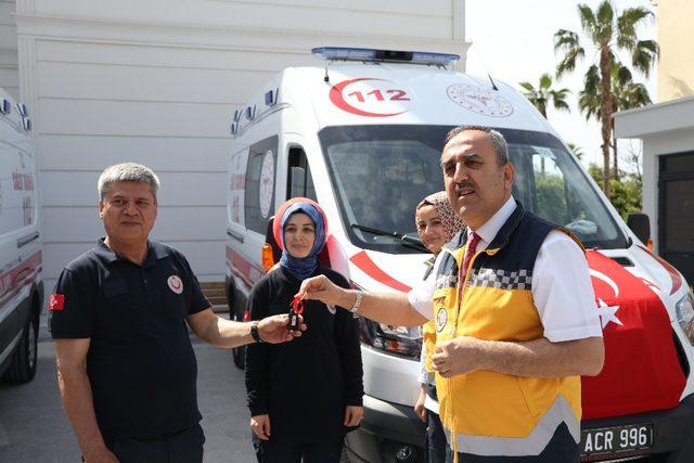 Mersin’de 8 yeni ambulans göreve başladı