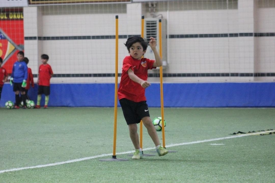 Kayserispor&rsquo;un k&uuml;&ccedil;&uuml;k yeteneği attığı &ccedil;alımlar ve gollerle g&ouml;z dolduruyor