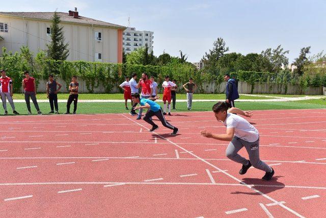 Osmaniye’de sporcu eğitim merkezi için seçme yapıldı