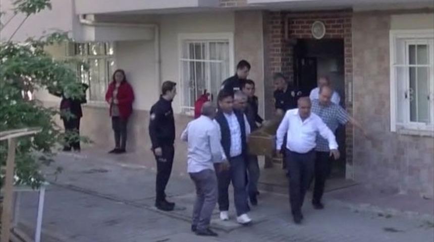 Kocaeli'de karı koca evlerinde ölü bulundu