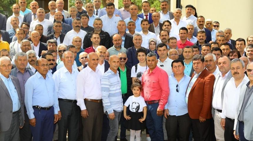 Başkan Sözen muhtarlarla bir araya geldi