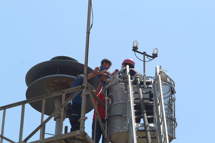 İlkokulda korku dolu anlar! Ekipler duyar duymaz harekete geçti G1