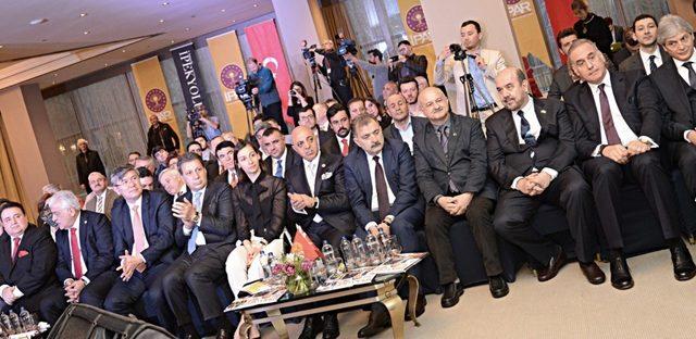 Avrupa&rsquo;da yılın işadamı &ouml;d&uuml;l&uuml; Yavuz Y&uuml;ksel&rsquo;e verildi 1