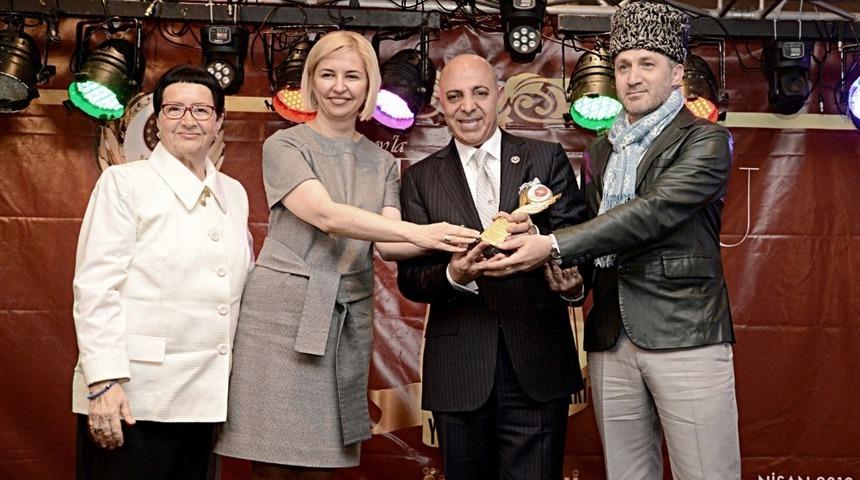 Avrupa&rsquo;da yılın işadamı &ouml;d&uuml;l&uuml; Yavuz Y&uuml;ksel&rsquo;e verildi