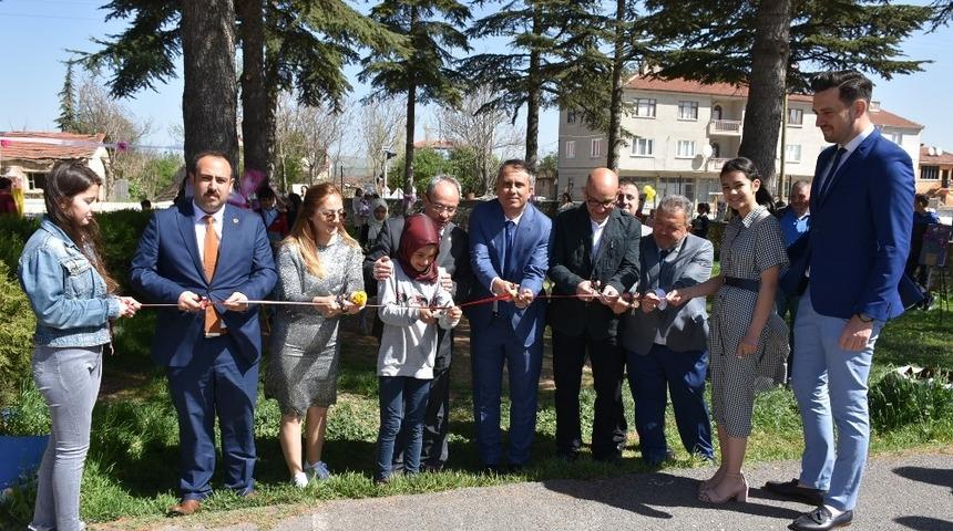 İnönü’de 2. Geleneksel Bahar Sergisi açılışı yapıldı