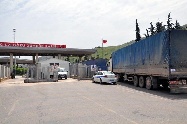 BM'den İdlib'e 21 TIR yardım