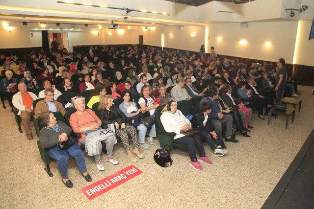 Odunpazarı’nda ‘Garip Saçma Küçük Şeyler’ tiyatro oyunu