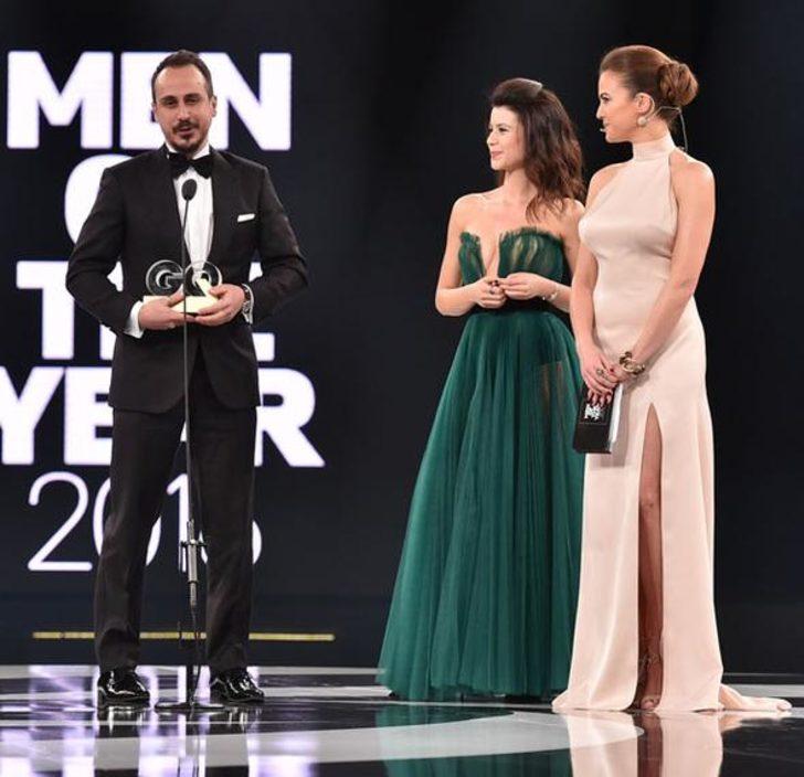 Geceye Beren Saat'in dekoltesi damga vurdu! G5