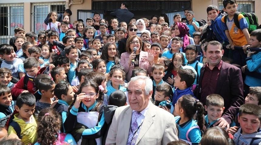 Şahin, G&uuml;neş Mahallesinde sorunları dinledi