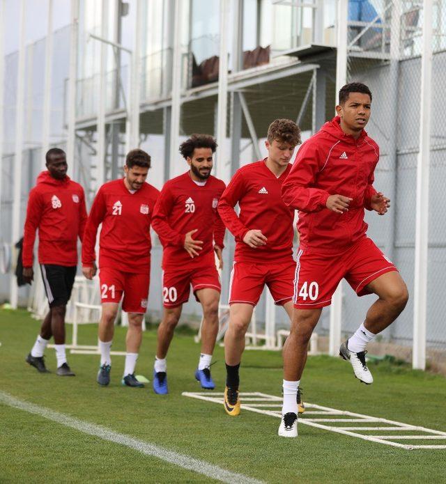 Sivasspor, Başakşehir maçının hazırlıkları sürdürüyor